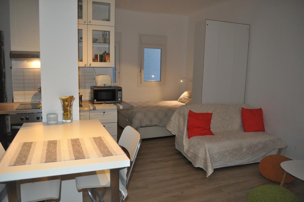 Apartmán Ronda De Segovia Madrid Exteriér fotografie